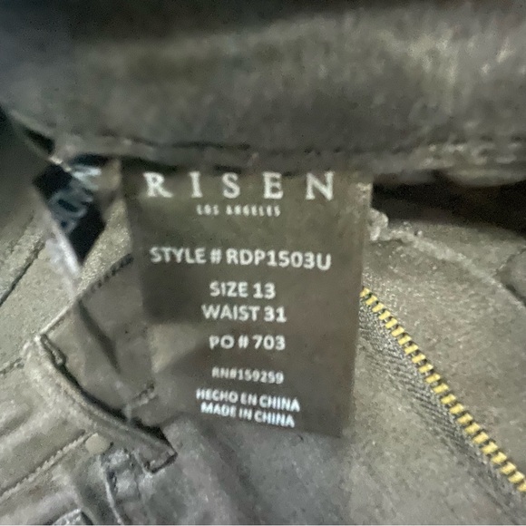 Risen Elegant Black Wide/Flare Leg Jeans Size 13- 31 ~ Casual - Picture 2 of 10